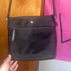 Kate Spade Big 2 Zipper Crossbody bag